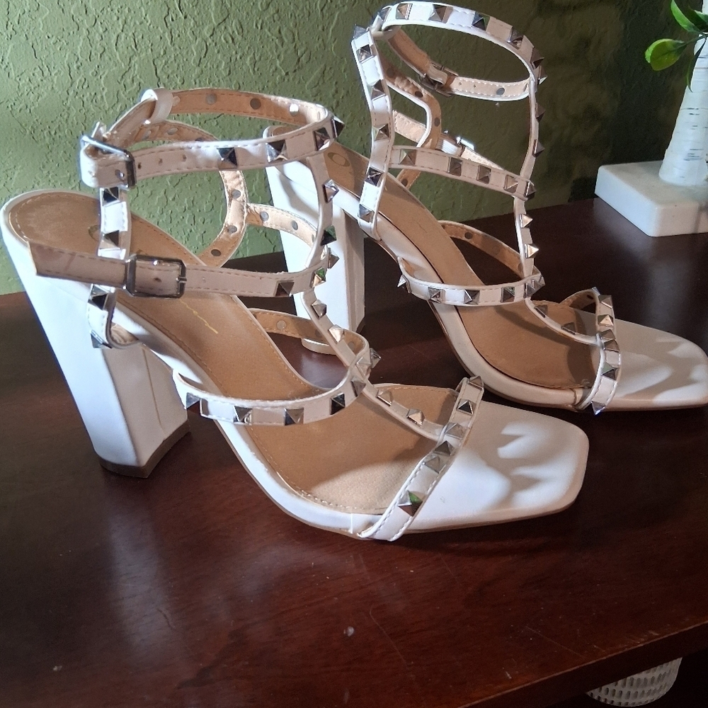 Olivia Studded Ankle Strap Sandals - Picture 2 of 12